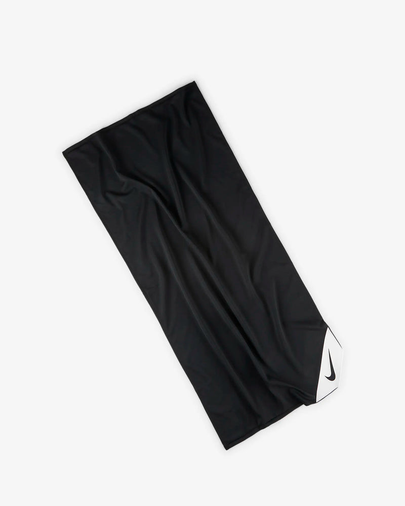 NIKE COOLING TOWEL S BLACK